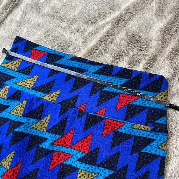 LuLaRoe Pencil Skirt 🔹🔺 - Picture 3 of 3